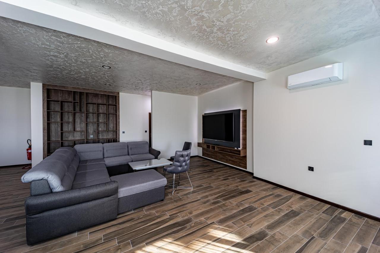Villa Euphoria Ridovo Bagian luar foto